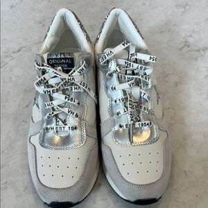 Vintage Havana White and Silver Sparkly Sneakers with Retro Design